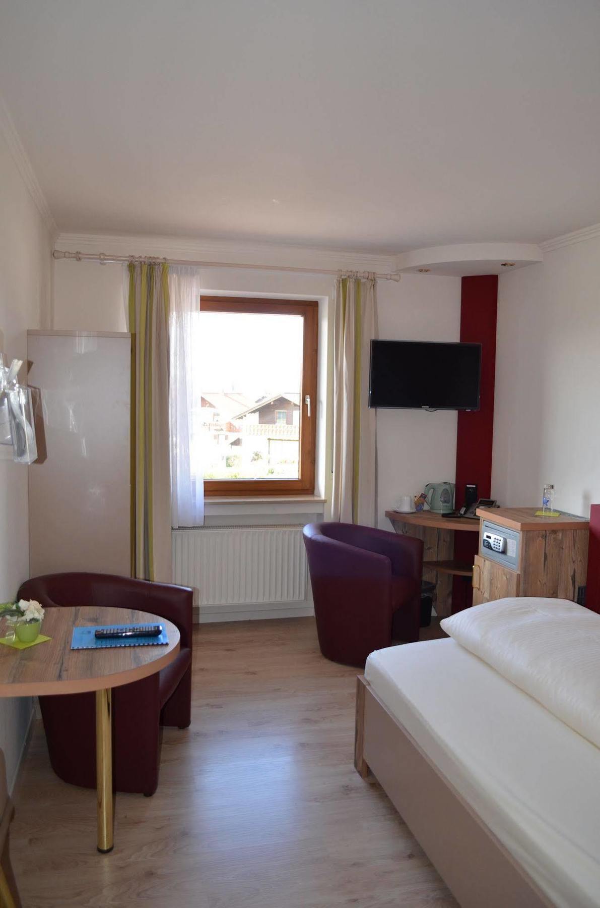 Alpchalet Schwanstein 3*
